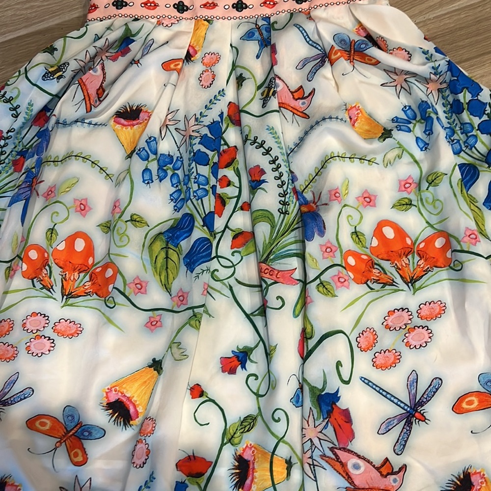 Dress size Small floral puff sleeves very pretty - Picture 8 of 17